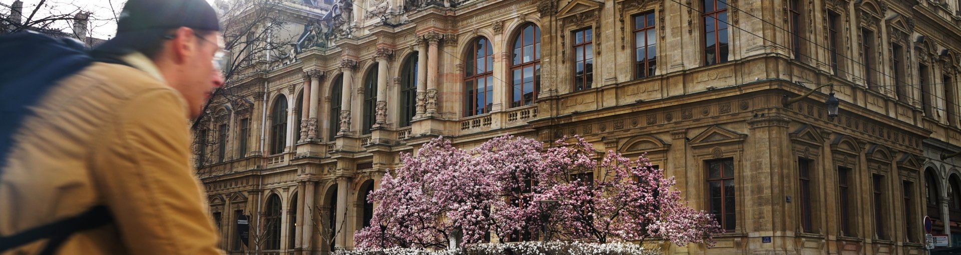 palais_bourse_velo.jpg